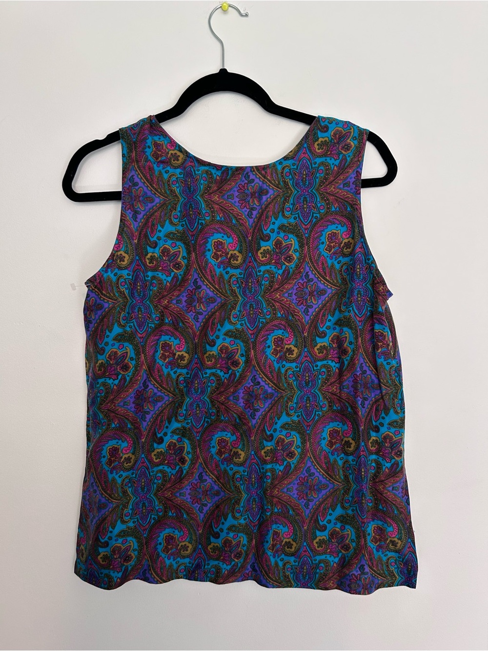 Casual Corner 100% Silk Bold Paisley Tank Top - Picture 4 of 4